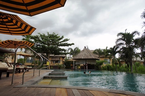 mara river safari lodge