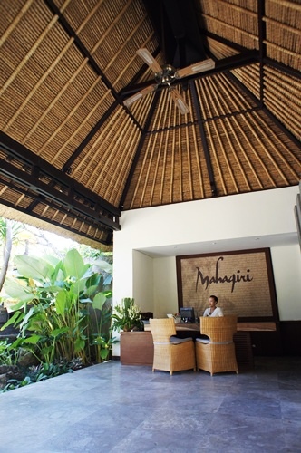 Mahagiri Villas