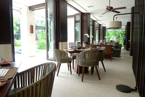 Regent Bali Layang Layang Restaurant B'fast