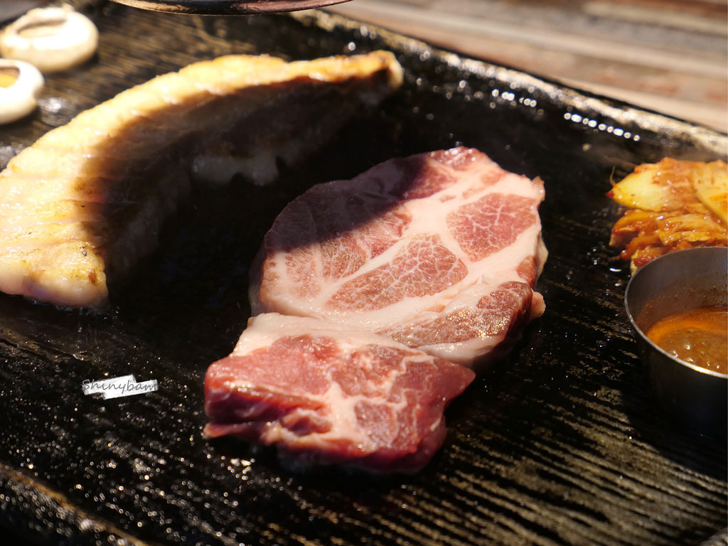 台北大安—咚咚家dondonga韓式豬肉專賣｜五感享受的精緻