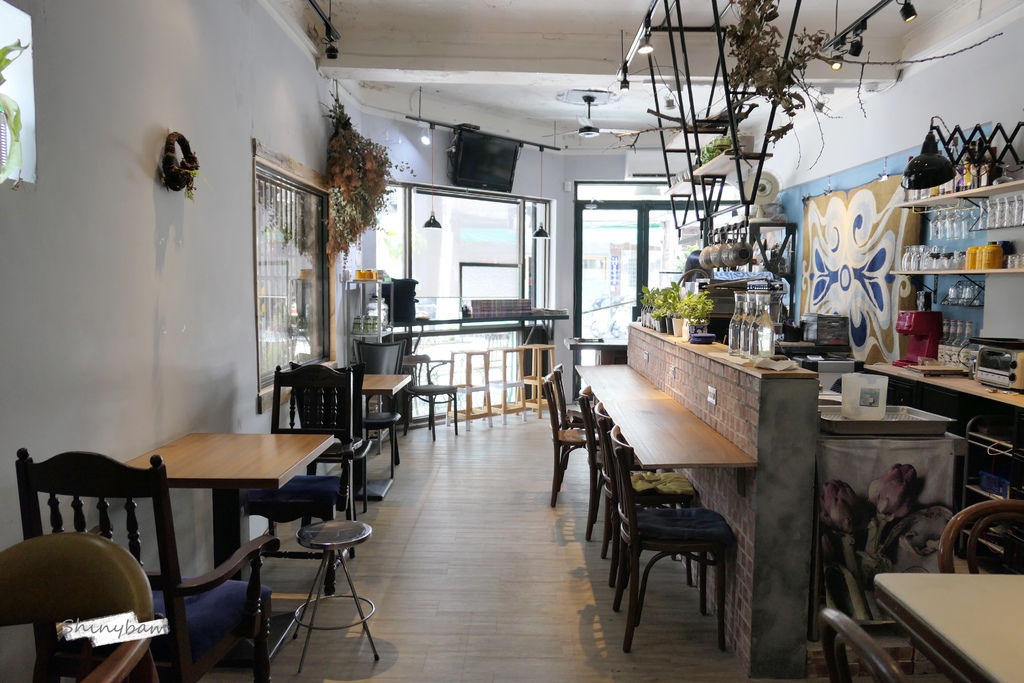 台北中山—think cafe(已歇業)坐落靜謐街角的老宅 台北中山—think cafe(已歇業)坐落靜謐街角的老宅