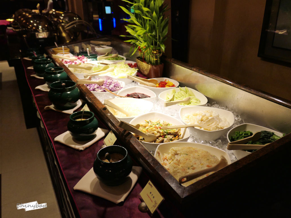 台北大安—沾美西餐廳七十年老字號鴨肝牛排 沙拉水果甜點吃到 台北大安—沾美西餐廳七十年老字號鴨肝牛排 沙拉水果甜點吃到