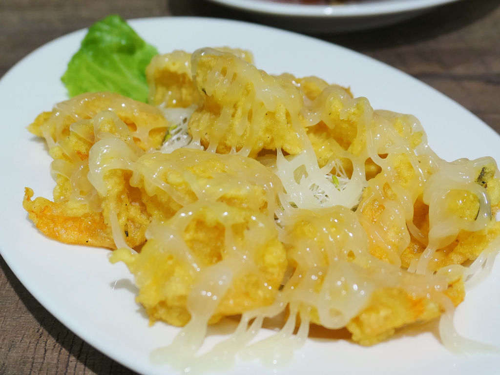 基隆七堵—芳鄰熱炒海鮮店｜道道無雷 海鮮尚青的社區熱炒（20