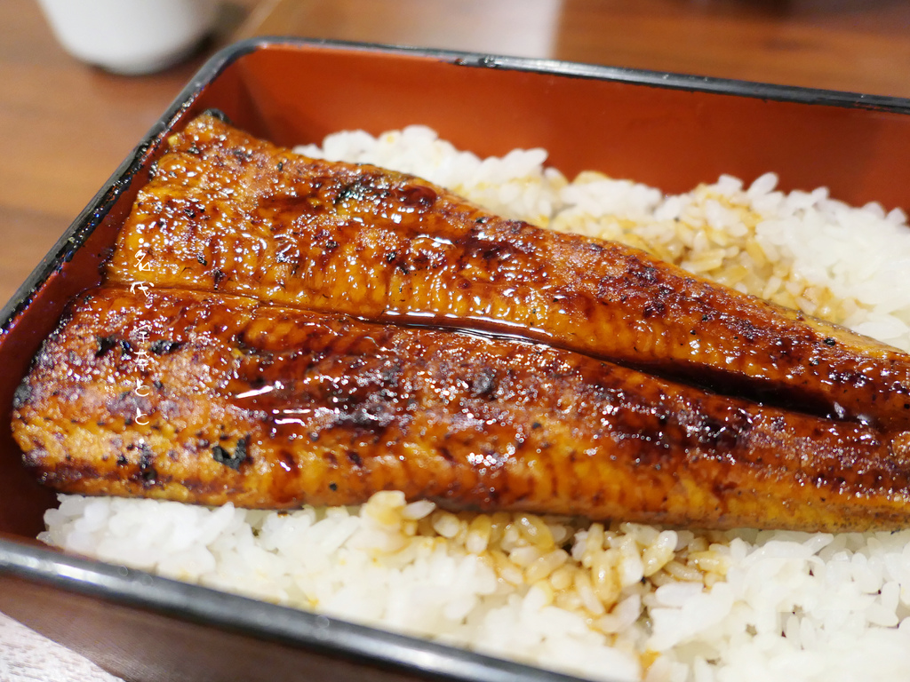 東京上野—名代 宇奈とと 上野店｜不到千元就能吃到肥嫩鰻魚飯