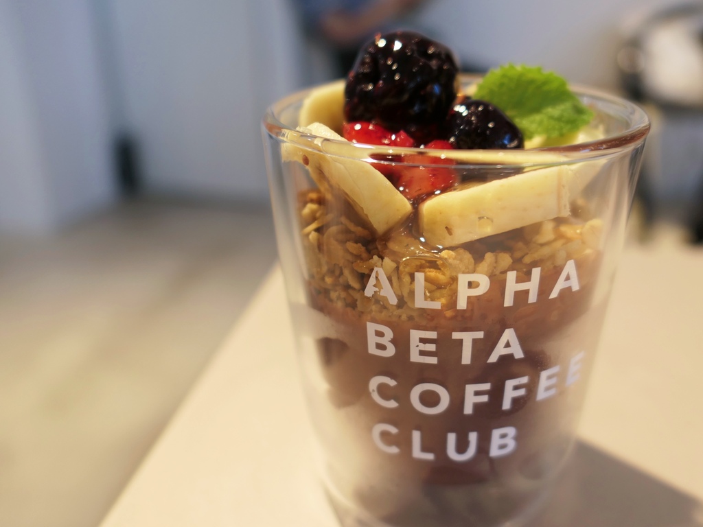 東京目黑—Alpha Beta Coffee Club｜咖啡