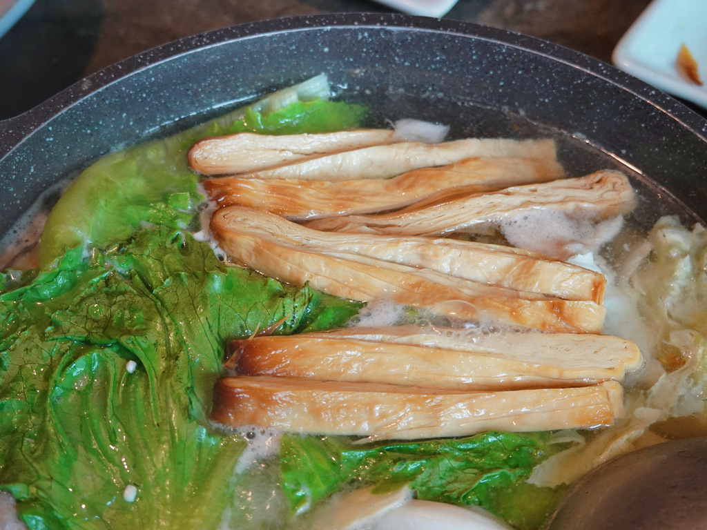 新北板橋—丹生炊事以赤誠的心炊煮一鍋土地的豐饒 板橋火鍋推