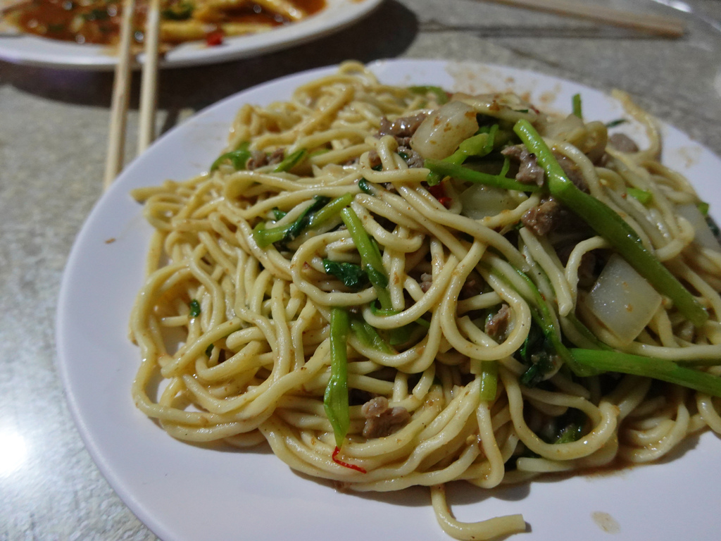 台北士林—士林夜市深夜流氓熱炒凌晨限定 無價格熱炒舉手喊單 台北士林—士林夜市深夜流氓熱炒凌晨限定 無價格熱炒舉手喊單