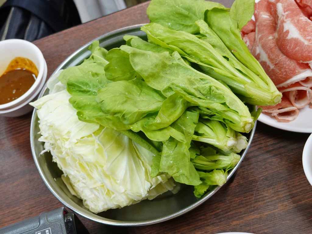 台北中山—下港吔羊肉專賣店冬日進補在地老店 三十道以上全羊 台北中山—下港吔羊肉專賣店冬日進補在地老店 三十道以上全羊