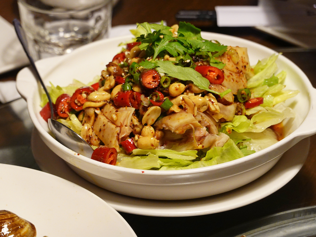 台北大安—川妹子一片椒紅中 深藏讓人難以抗拒的麻辣滋味國 台北大安—川妹子一片椒紅中 深藏讓人難以抗拒的麻辣滋味國