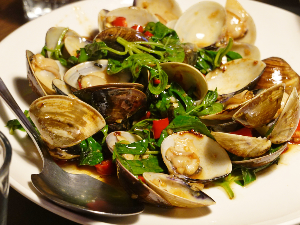 台北大安—川妹子一片椒紅中 深藏讓人難以抗拒的麻辣滋味國 台北大安—川妹子一片椒紅中 深藏讓人難以抗拒的麻辣滋味國