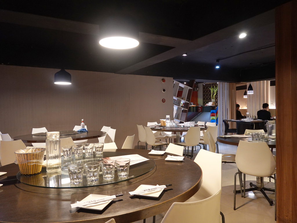 台北大安—川妹子一片椒紅中 深藏讓人難以抗拒的麻辣滋味國 台北大安—川妹子一片椒紅中 深藏讓人難以抗拒的麻辣滋味國