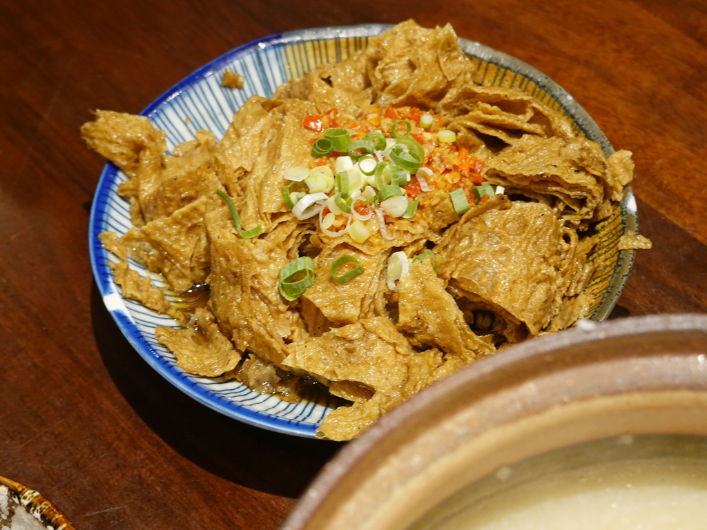 台北大安—十二月 粥品·茶飲·私房菜｜滾燙砂鍋粥 蘊藏各式時