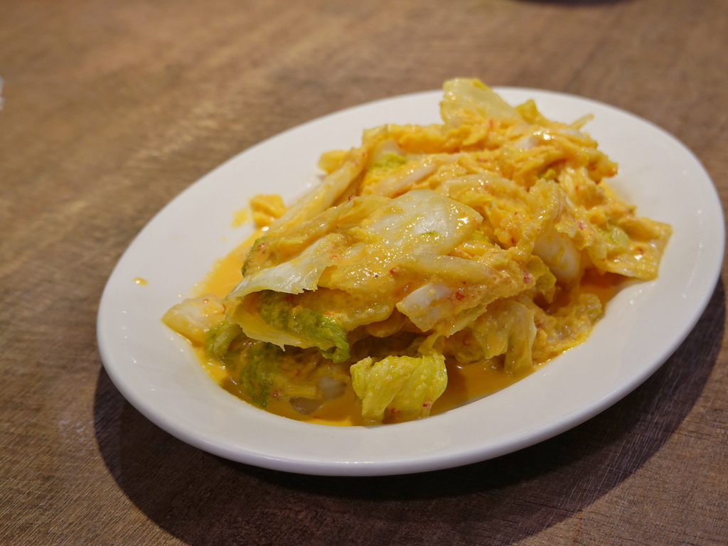 基隆七堵—芳鄰熱炒海鮮店｜道道無雷 海鮮尚青的社區熱炒（20