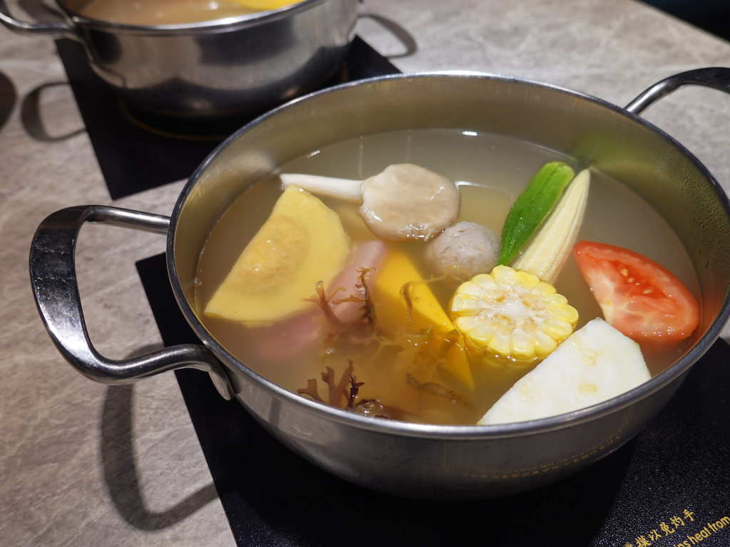 新北永和—很秋鍋物｜人氣強滾 很秋火鍋新美學｜福和路、永和區