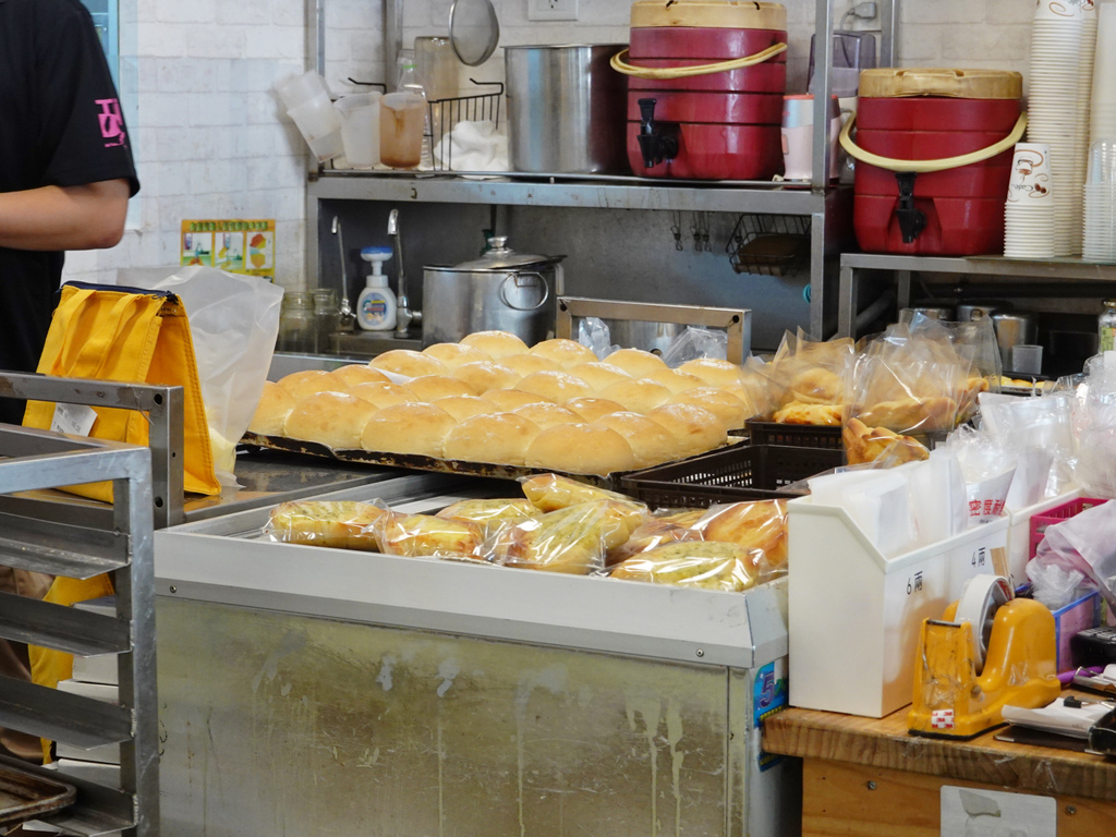 南投縣南投市—布朗司手製烘焙屋每日新鮮出爐餡料麵包 早午餐 南投縣南投市—布朗司手製烘焙屋每日新鮮出爐餡料麵包 早午餐