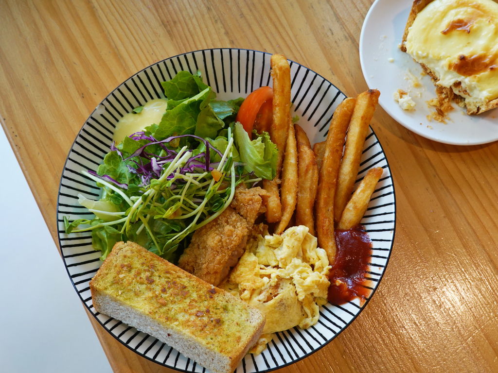 南投縣南投市—布朗司手製烘焙屋每日新鮮出爐餡料麵包 早午餐 南投縣南投市—布朗司手製烘焙屋每日新鮮出爐餡料麵包 早午餐