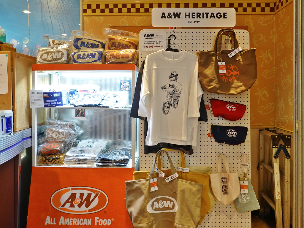 1/6（AN）沖繩那霸—那霸機場｜豬肉蛋飯糰、A&W、oHa