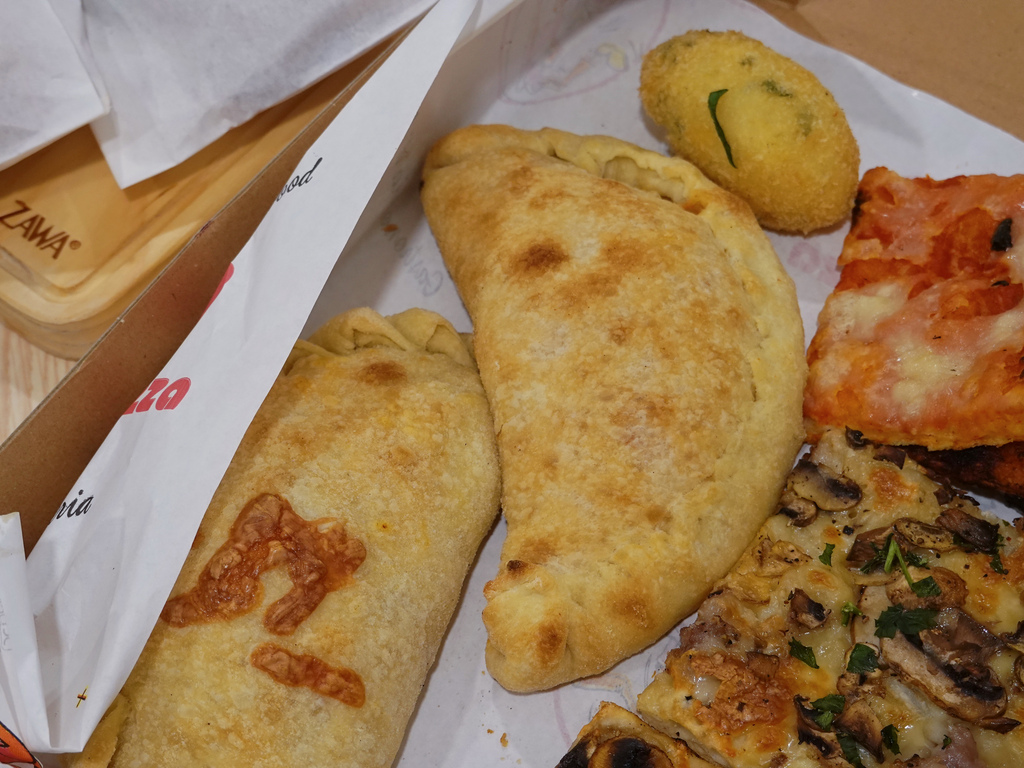 新北中和—Pizza power(已搬遷)隨剪隨吃羅馬烤盤