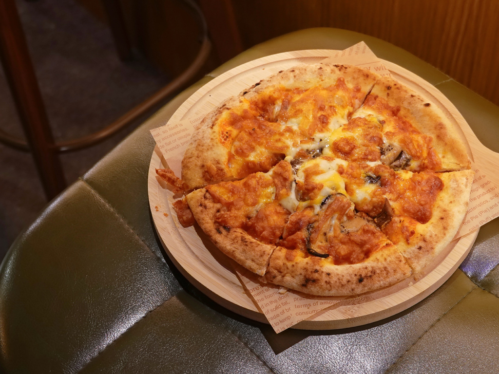 台北士林—Dobar士林夜市隱藏版酒吧 酒精暢飲搭配KTV 台北士林—Dobar士林夜市隱藏版酒吧 酒精暢飲搭配KTV