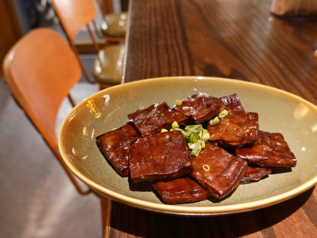 台北士林—Dobar士林夜市隱藏版酒吧 酒精暢飲搭配KTV 台北士林—Dobar士林夜市隱藏版酒吧 酒精暢飲搭配KTV