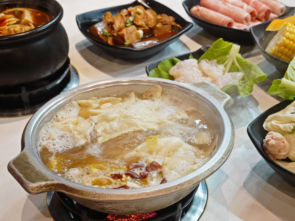 新北中和—老先覺麻辣鍋麻辣個人鍋領導品牌 酸白菜金湯重磅出 新北中和—老先覺麻辣鍋麻辣個人鍋領導品牌 酸白菜金湯重磅出