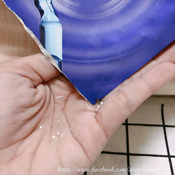 HALOCK膜艶堂保濕活氧水漾面膜 寶雅面膜_10.jpg 試用