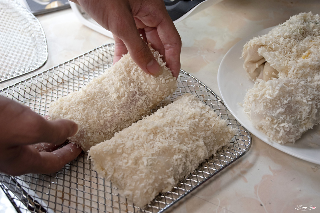 鍋寶智慧多功能氣炸烤箱12L-香酥水果卷5.jpg