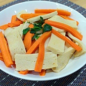 紅蘿蔔豆腐絲