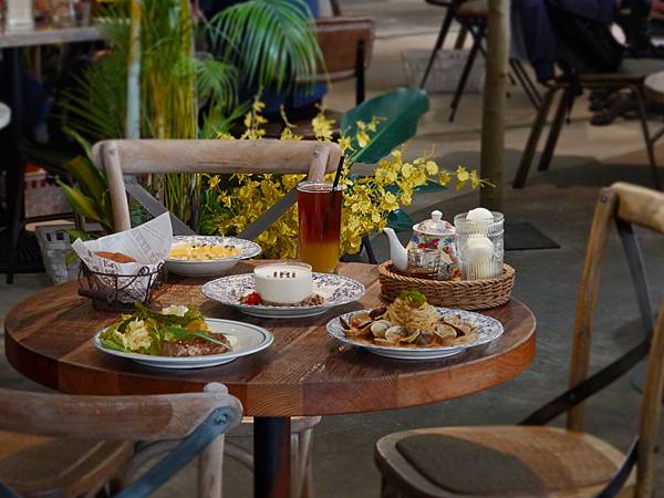 IMG_5346_polarr.JPG IMG_5346_polarr.JPG