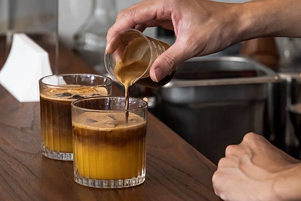 20211007-coffuryNo71-2.jpg 20211007-coffuryNo71-2.jpg