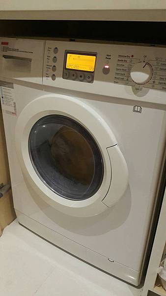 新加坡洗衣機.jpg