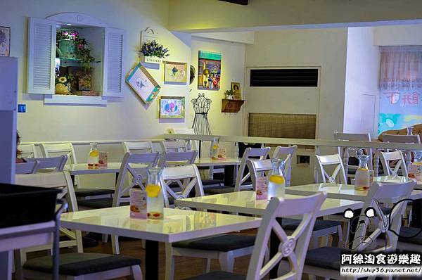 【台北義式】Oyami Cafe-夢幻下午茶餐廳.下午茶/咖啡/鬆餅/義大利麵/萬華區 【台北義式】Oyami Cafe-夢幻下午茶餐廳.下午茶/咖啡/鬆餅/義大利麵/萬華區