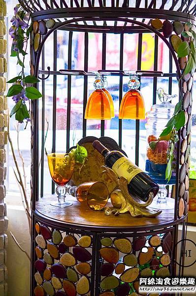 【台北義式】Oyami Cafe-夢幻下午茶餐廳.下午茶/咖啡/鬆餅/義大利麵/萬華區 【台北義式】Oyami Cafe-夢幻下午茶餐廳.下午茶/咖啡/鬆餅/義大利麵/萬華區