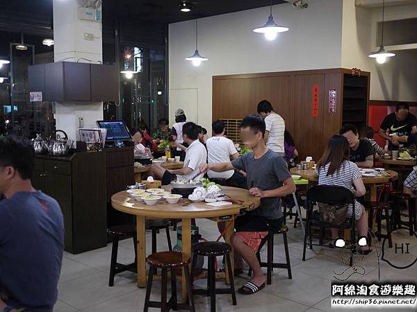 【桃園火鍋】帝王食補 中壢志廣店-薑母鴨以嚴選紅面番鴨製作.薑母鴨/烏蔘雞/中壢美食 【桃園火鍋】帝王食補 中壢志廣店-薑母鴨以嚴選紅面番鴨製作.薑母鴨/烏蔘雞/中壢美食