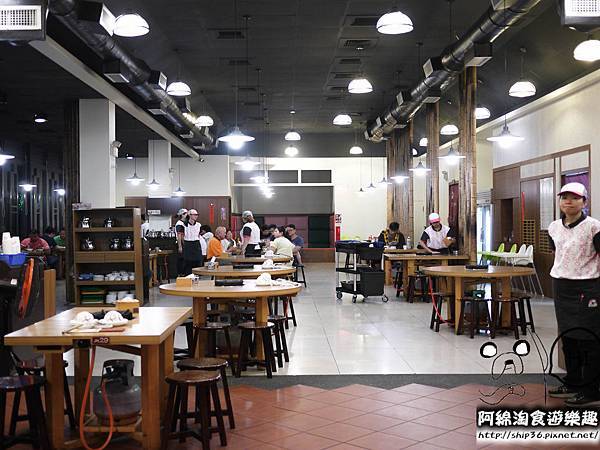 【桃園火鍋】帝王食補 中壢志廣店-薑母鴨以嚴選紅面番鴨製作.薑母鴨/烏蔘雞/中壢美食 【桃園火鍋】帝王食補 中壢志廣店-薑母鴨以嚴選紅面番鴨製作.薑母鴨/烏蔘雞/中壢美食