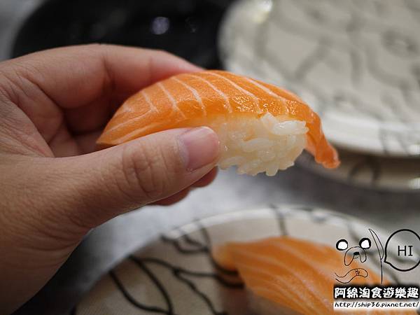 【桃園壽司】MagicTouch-超酷!!!子彈列車送壽司.爭鮮2.0版/台茂美食/迴轉壽司/平價 【桃園壽司】MagicTouch-超酷!!!子彈列車送壽司.爭鮮2.0版/台茂美食/迴轉壽司/平價