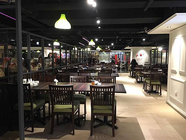 【台北港式】【北捷小巨蛋站】潮坊港式飲茶-貴參參港點隨你拿隨你吃到飽.燒賣/飲茶/點心/微風南京美食 【台北港式】【北捷小巨蛋站】潮坊港式飲茶-貴參參港點隨你拿隨你吃到飽.燒賣/飲茶/點心/微風南京美食