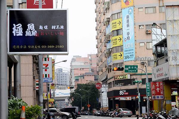 【桃園小吃】極鱻麵線甜不辣 龍安店‬-限量蚵仔、老滷大腸和麵線完美融合，吃了還想再吃．戶政/地政/大腸麵線/中式早餐/銅板美食/桃園美食小吃