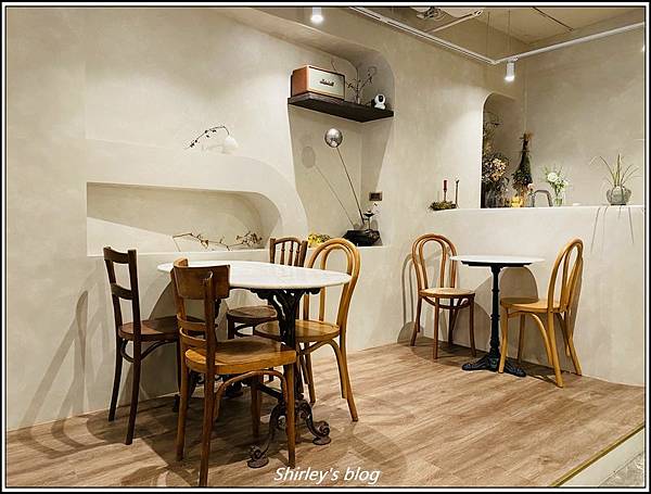 捷運信義安和站 ‧ Lumieres Cafe(花店/輕食/