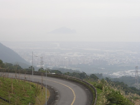 遠眺龜山島.JPG