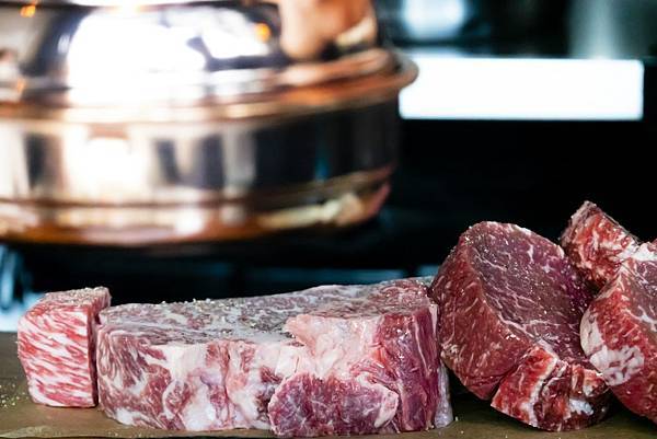 photo-1551006839-2055edb67ff4.jfif