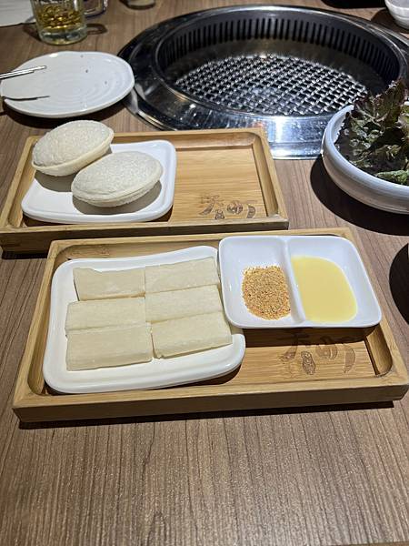 IMG_8695.jpg IMG_8695.jpg