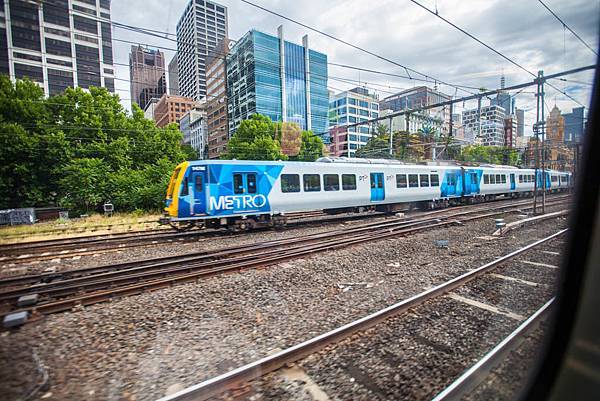 001.Flinders Street Railway Station.jpg