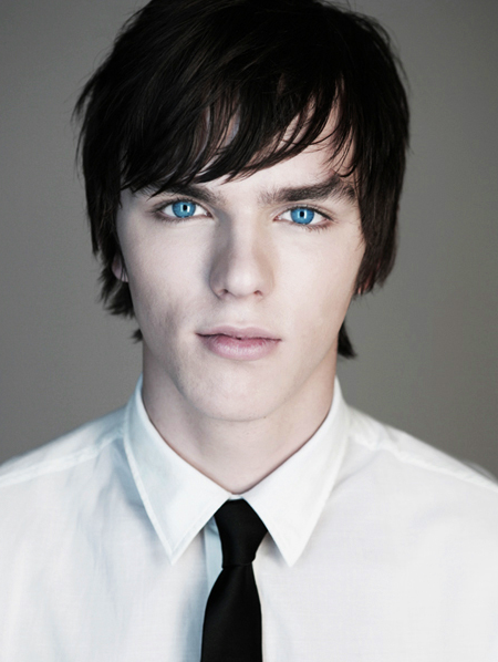 600full-nicholas-hoult.jpg.png