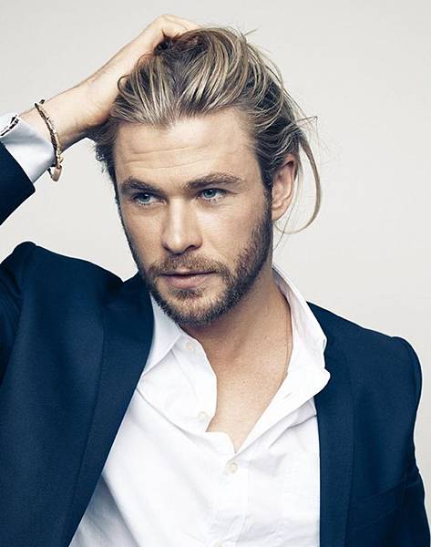 928473-chris-hemsworth.jpg