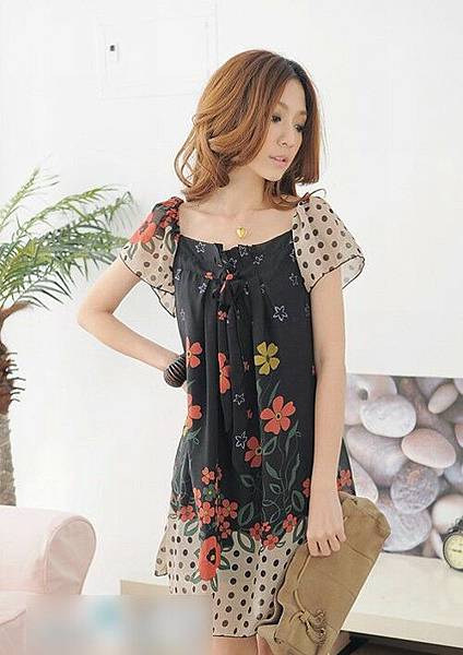 T0653 BLACK RM33.jpg