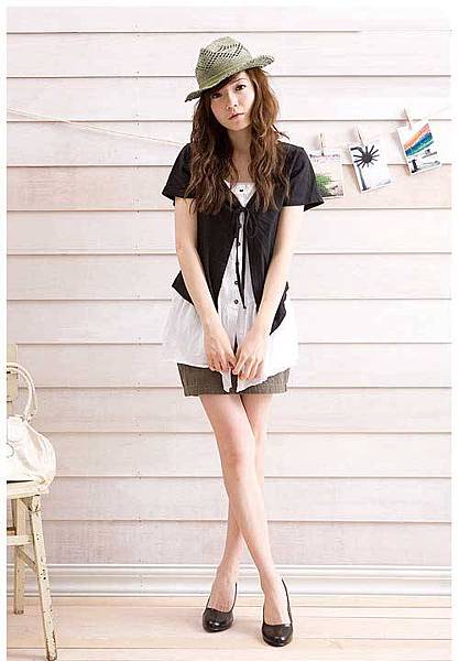 T0877 BLACK RM30.jpg