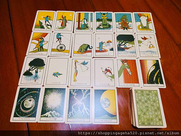 【占卜。開箱】Green Glyphs Tarot, Run