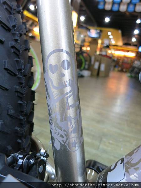 莫曼頓 iRide Rocker 1