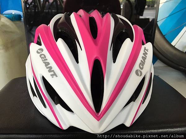 GIANT ARCHER 安全帽-消光白粉紅2.jpg GIANT ARCHER 安全帽-消光白粉紅2.jpg